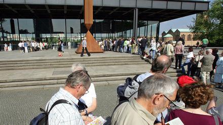 Warteschlange Neue Nationalgalerie