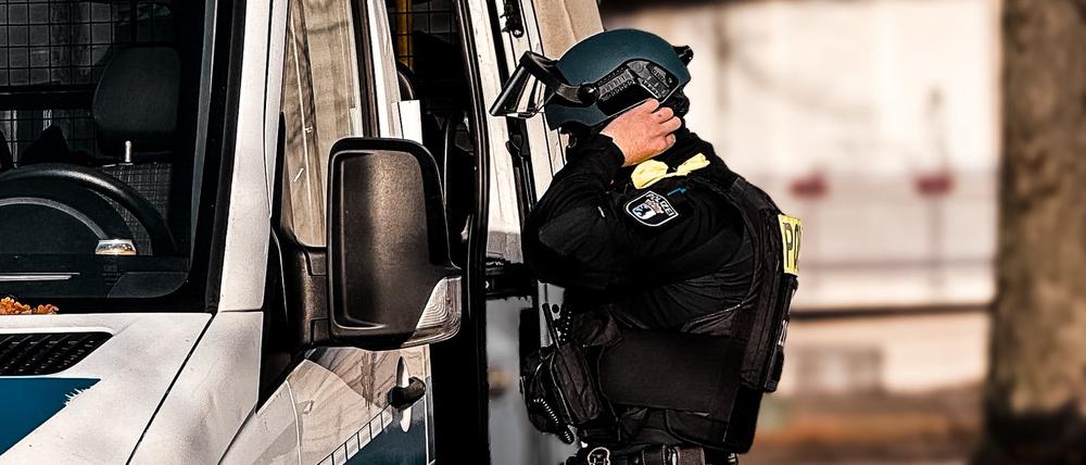 Die Berliner Polizei war am Dienstag an einem Reinickendorfer Gymnasium im Einsatz.