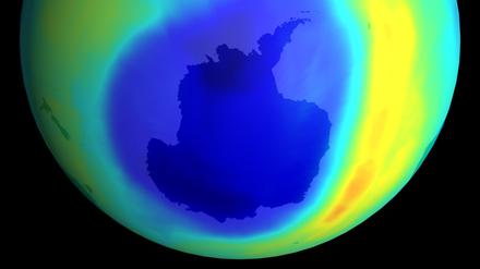 Seine größte Ausdehnung erreichte das Ozonloch im Jahr 2000. Im September erstreckte es sich über mehr als 28 Millionen Quadratkilometer.