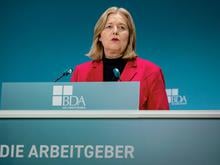 Kritik an Arbeitsministerin: Arbeitgeberpräsident: Bas-Aussage bei Jusos respektlos