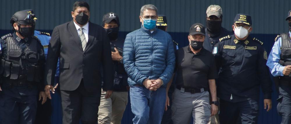 Trump will den als Drogendealer verurteilten Ex-Präsidenten von Honduras begnadigen