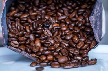 Für Kaffee müssen Verbraucher deutlich tiefer in die Tasche greifen als noch vor ein paar Jahren.