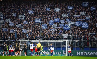 Fanproteste beim Bundesliga-Spiel Hamburger SV - VfB Stuttgart.