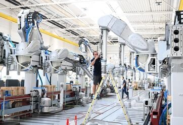 Order aus Übersee retten die Auftragszahlen für den deutschen Maschinenbau im Oktober.