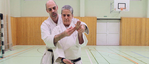 Helga Balkie ist blind - und dreifache Weltmeisterin in Karate / Credit: Steffi Bey