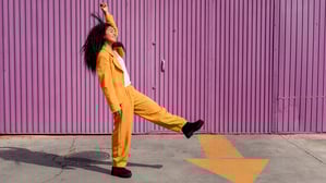 Akademiker sind im Vergleich noch immer seltener arbeitslos. Aber auch sie spüren derzeit die Wirtschaftskrise und haben es derzeit so schwer, wie nie zuvor.