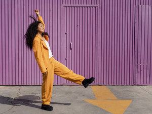 Akademiker sind im Vergleich noch immer seltener arbeitslos. Aber auch sie spüren derzeit die Wirtschaftskrise und haben es derzeit so schwer, wie nie zuvor.