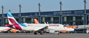 Die Lufthansa-Tochter Eurowings stationiert am BER künftig neun Flugzeuge, zwei mehr als bisher. (Archivbild)