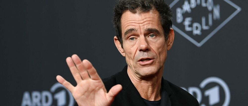 Tom Tykwer ist einer der Drehbuchautoren von „Babylon Berlin“. (Archivbild)