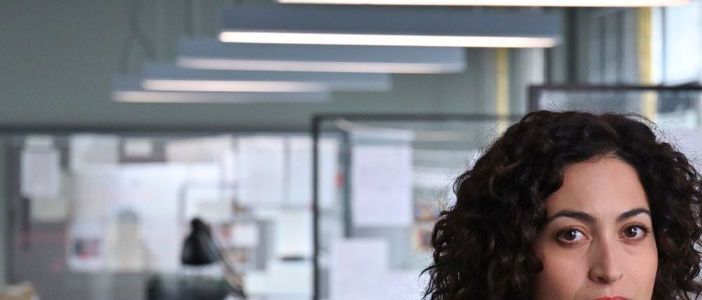 Hauptkommissarin Nadirah (Sabrina Amali) bittet den jungen Rabbiner Samuel (Garry Fischmann) um Unterstützung in einem komplexen und undurchsichtigen Fall.