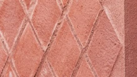 Der Künstler Michael Beutler arbeitet in Berlin und Aachen.