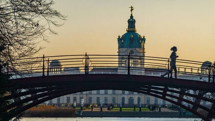 Das Schloss Charlottenburg lockt auch im Winter mit herrlichen Ansichten.