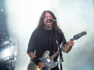American band Foo Fighters performs on the Orange Stage at Roskilde Festival on Friday, July 5, 2024.. Photo: Helle Arensbak/Ritzau Scanpix , Roskilde Denmark *** American band Foo Fighters performs on the Orange Stage at Roskilde Festival on Friday, July 5, 2024 Photo Helle Arensbak Ritzau Scanpix , Roskilde Denmark PUBLICATIONxINxGERxSUIxAUTxONLY Copyright: HellexArensbak HellexArensbakx spdk20240705-231108-L CreditIMAGO / Ritzau Scanpix
Aufnahmedatum
05.07.2024Medien-ID0706808681
Mediengröße2.734x1.820 PixelAmerican band Foo Fighters performs on the Orange Stage at Roskilde Festival on Friday, July 5, 2024.. (Photo: Helle Arensbak Ritzau Scanpix) , Roskilde Denmark *** American band Foo Fighters performs on the Orange Stage at Roskilde Festival on Friday, July 5, 2024 Photo Helle Arensbak Ritzau Scanpix , Roskilde Denmark Copyright: HellexArensbak HellexArensbakx spdk20240705-231108-L