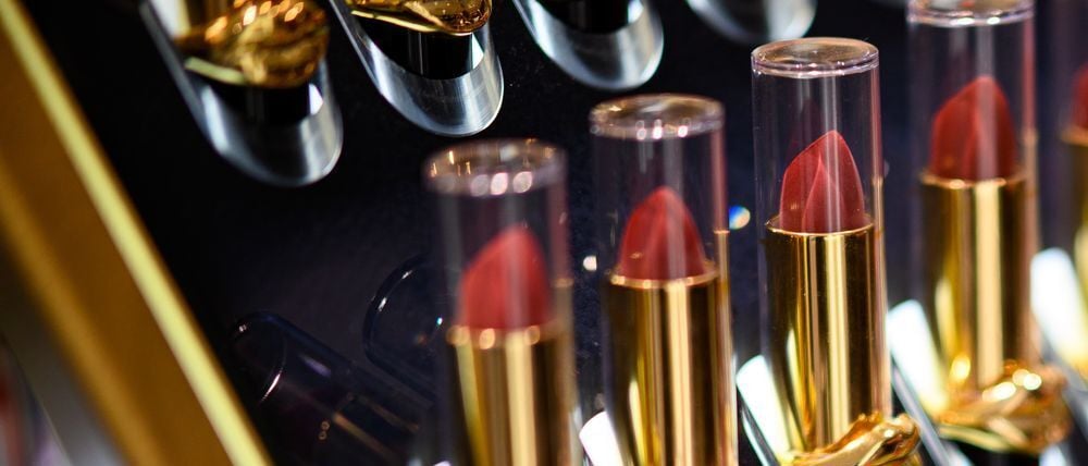 18 Milliarden Euro haben die Menschen in Deutschland im laufenden Jahr für Schönheitspflegeprodukte aus heimischer Produktion ausgegeben - 6,3 Prozent mehr als ein Jahr zuvor. (Symbolbild)