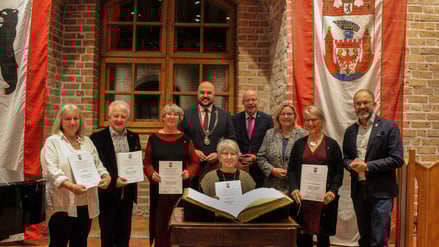 Spandauer Ehrennadel 2025 - wichtigste Auszeichnung des Bezirks