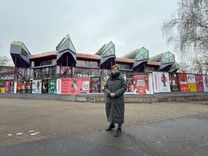 Ursula Quatember, Professorin an der TU Berlin, Fachgebiet Bau- und Stadtbaugeschichte, fordert den Erhalt des SEZ. 