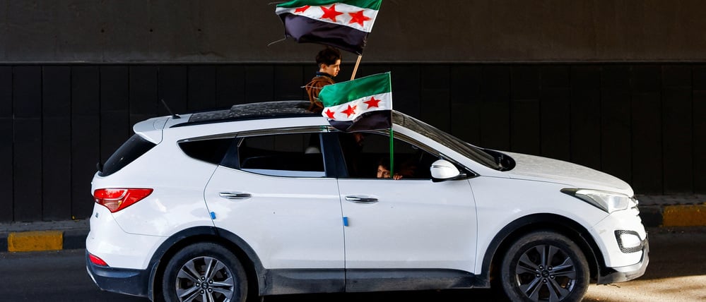 Syrer feiern den Jahrestag des Endes der Diktatur des Assad-Clans.
