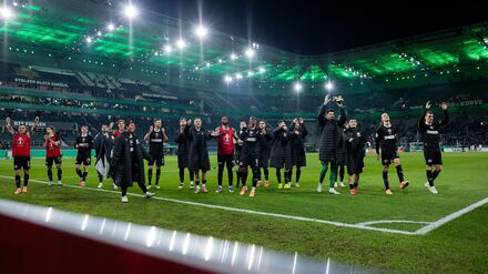 St.Paulis Jubel nach dem Pokal-Coup.