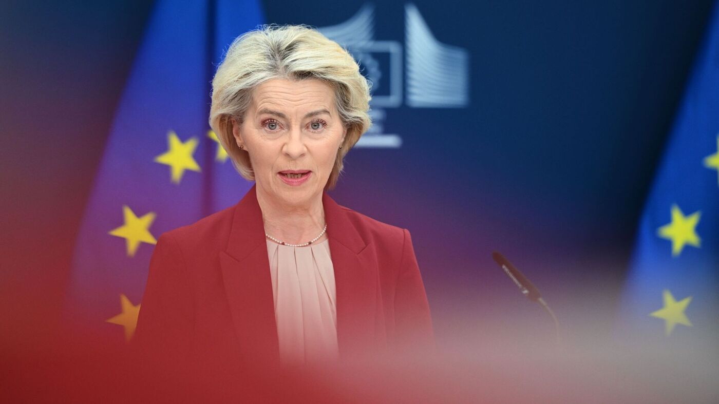 Von der Leyen presents plan to use Russian money