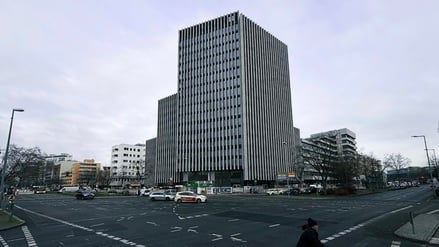 Das neue John-Jahr-Haus steht an der Ecke Kurfürstenstraße zur Schillstraße.