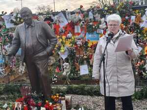 Fotos von der Einweihung der Lübcke-Memorials