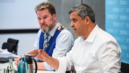 Dirk Stettner (CDU) und Raed Saleh (SPD), fotografiert am 22.Juni 2025 in Berlin