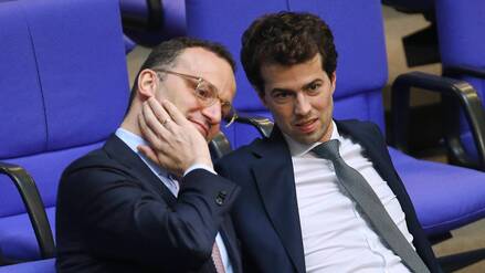 Carl-Philipp Sassenrath (rechts) mit Unionsfraktionschef Jens Spahn