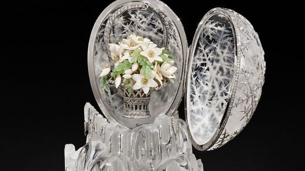 Das Winter-Ei von Fabergé bei der Auktion des Londoner Auktionshauses Christie’s. 