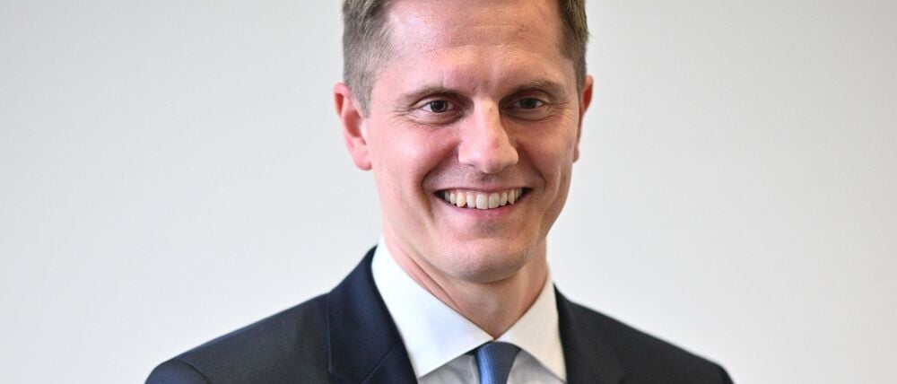 Benjamin Grimm will den Verwaltungsgerichten beim Abbau der Asylgerichtsverfahren helfen. (Archivbild)