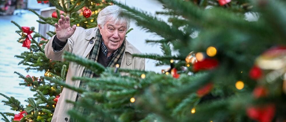 Rolf Zuckowski schenkt an Weihnachten lieber, als beschenkt zu werden.