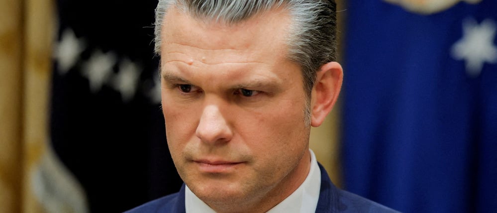 US-Verteidigungsminister Pete Hegseth nimmt an einer Kabinettssitzung mit US-Präsident Donald Trump im Weißen Haus in Washington teil.