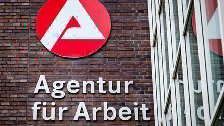 Die Jobcenter müssen bessere Stellen im Angebot haben – zu diesem Schluss kommt die Bertelsmann-Stiftung.