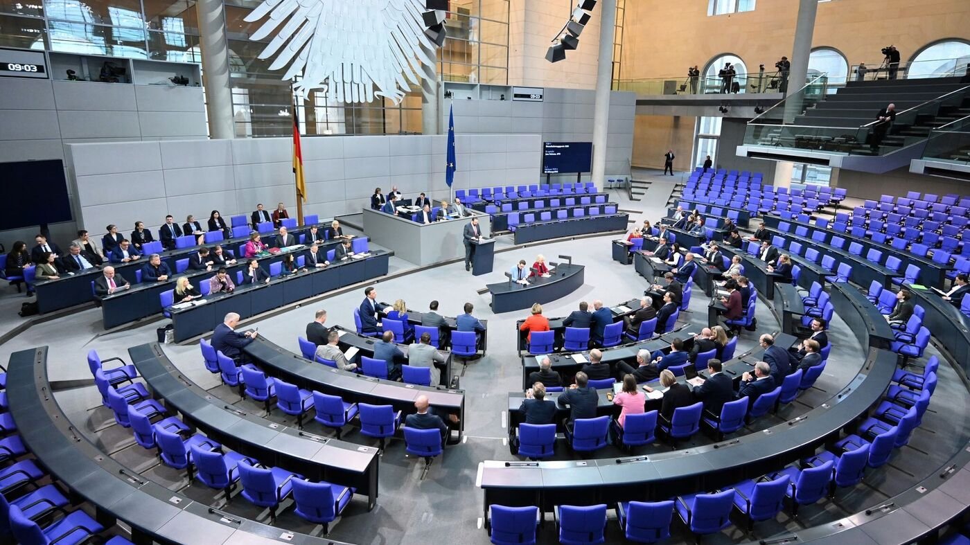 Steuern: Pendler, Gastro, Ehrenamt: Bundestag beschließt Entlastung