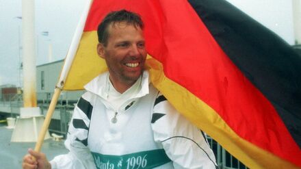 Jochen Schümann gewann 1996 die olympische Goldmedaille.