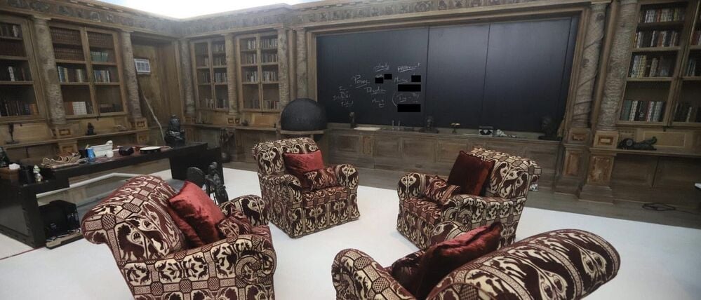 Dieses undatierte Foto, das von den Demokraten im House Oversight Committee veröffentlicht wurde, zeigt ein Zimmer von Jeffrey Epstein auf den US Virgin Islands.