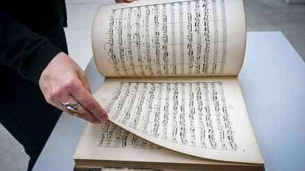 Auch eine Bach-Gesamtausgabe ist nun Teil der Brandenburgica. 