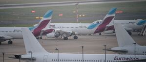 Eine Eurowings-Maschine musste in Bilbao zwischenlanden. (Symbolbild)