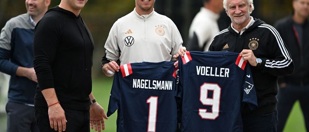Bundestrainer Nagelsmann ist ein Fan des US-Sports. (Archivbild)