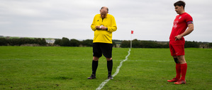 Eine Minute bis zum Anpfiff in der kleinsten Fußballliga der Welt auf den Scilly-Inseln. 
