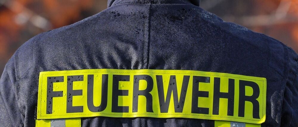 Wegen eines Wohnungsbrandes durch einen Gaskocher musste die Feuerwehr alarmiert werden. (Symbolbild)