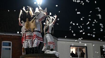 Das Klaasohm-Fest auf Borkum gehört seit Generationen für die Inselbewohner zum Höhepunkt des Jahres. 