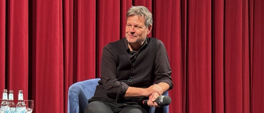 Einst Kanzlerkandidat, jetzt Filmheld. Robert Habeck bei der Premiere der Dokumentation „Jetzt. Wohin.“ im Delphi-Filmpalast in Berlin.