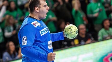 Füchse-Schlussmann Dejan Milosavljev muss weiter zuschauen. (Archivbild)