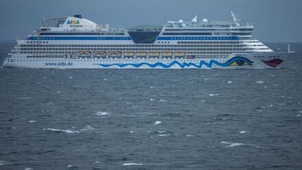 Das Kreuzfahrtschiff „Aidadiva“ befindet sich derzeit auf Weltreise. (Archivbild) 
