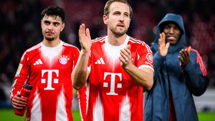 Dreifachtorschütze beim Sieg in Stuttgart: Bayern-Star Harry Kane (M.).