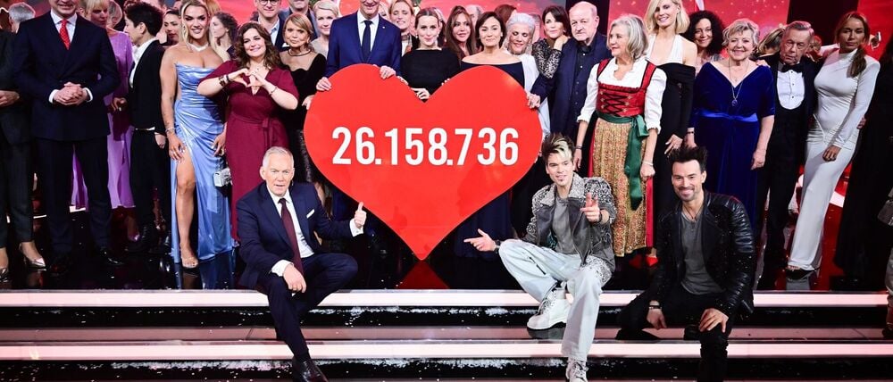 Viele Prominente sammelten im ZDF bei „Ein Herz für Kinder“ für einen guten Zweck.