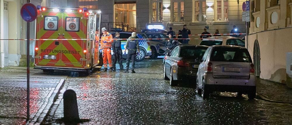 Auch ein Rettungswagen war vor Ort.