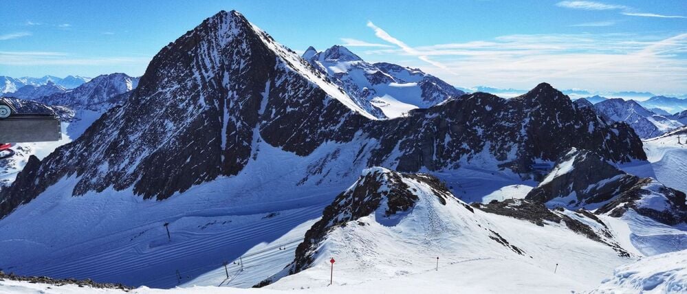Archivbild: Ein Blick auf die Berge am Stubaier Gletscher in Neustift, Tirol.