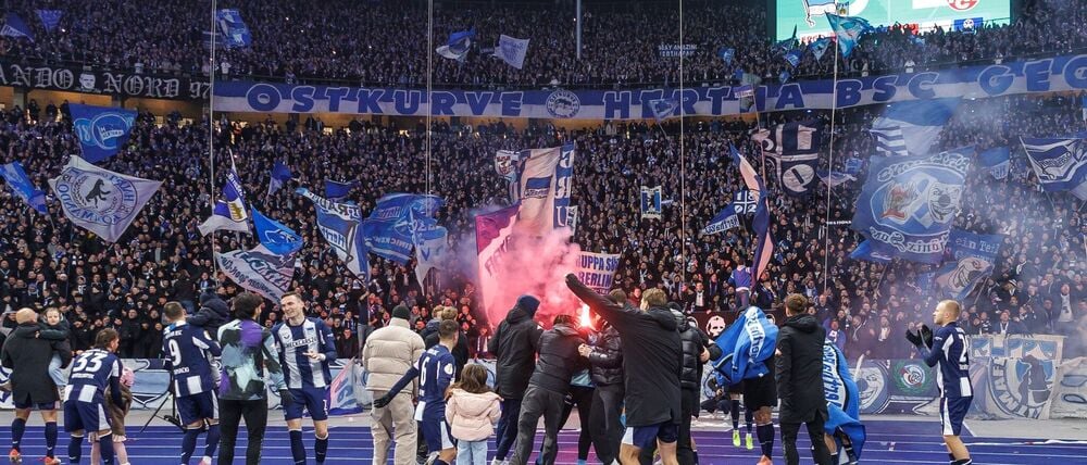 Die Berliner wollen auch nach dem Viertelfinale wieder mit ihren Fans jubeln. (Archivbild)