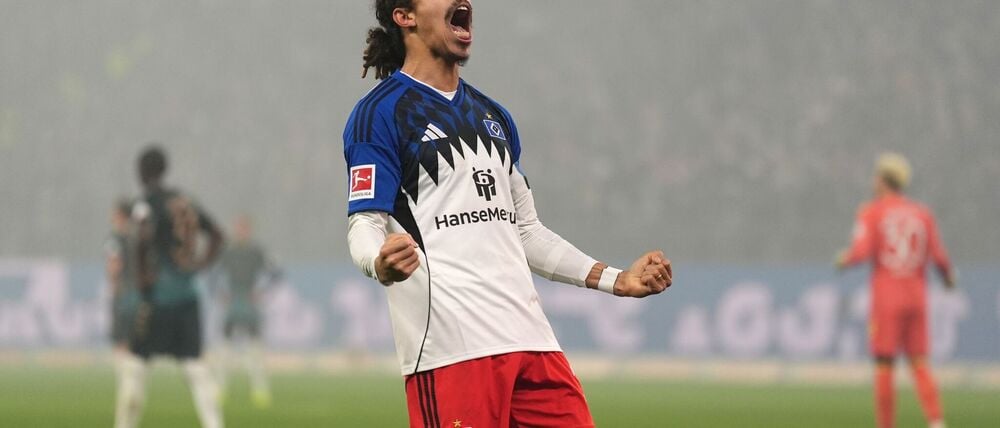 Bejubelt sein Siegtor gegen Werder Bremen: Yussuf Poulsen vom Hamburger SV.